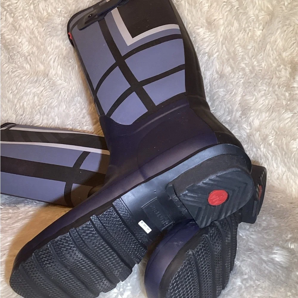 Authentic Hunter Rain Boots. Size 8